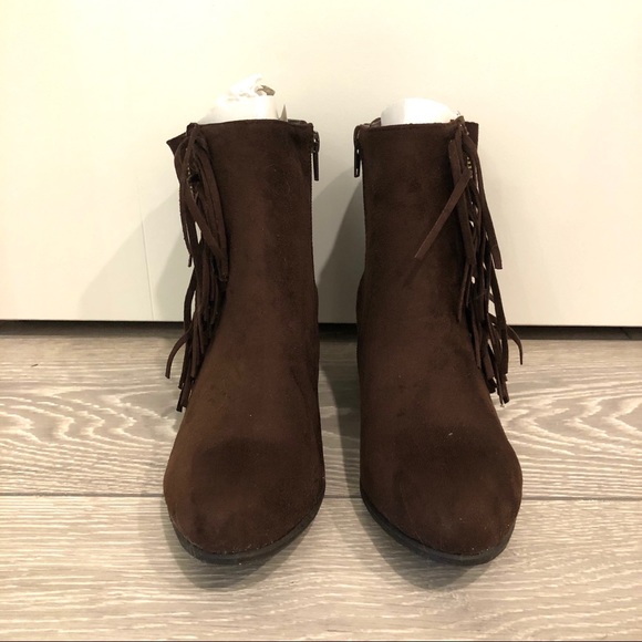 JustFab Never Worn - Brown boots with tassel - Picture 2 of 3
